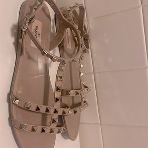 Rockstud Sandal
VALENTINO GARAVANI